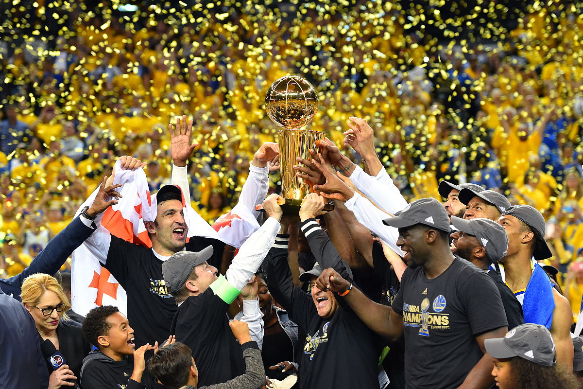 南宫ng关于赛地聚焦——欧篮联集结日热度飙升，丹佛掘金止住颓势，气氛紧张，临场指挥获称赞的信息